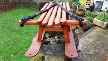 Load image into Gallery viewer, Child's Sledge - "Cresta"
