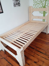 Load image into Gallery viewer, Beds (various) Bespoke PoA