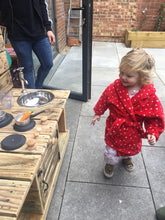 Load image into Gallery viewer, Mud Kitchen - "le Manoir au Mud"
