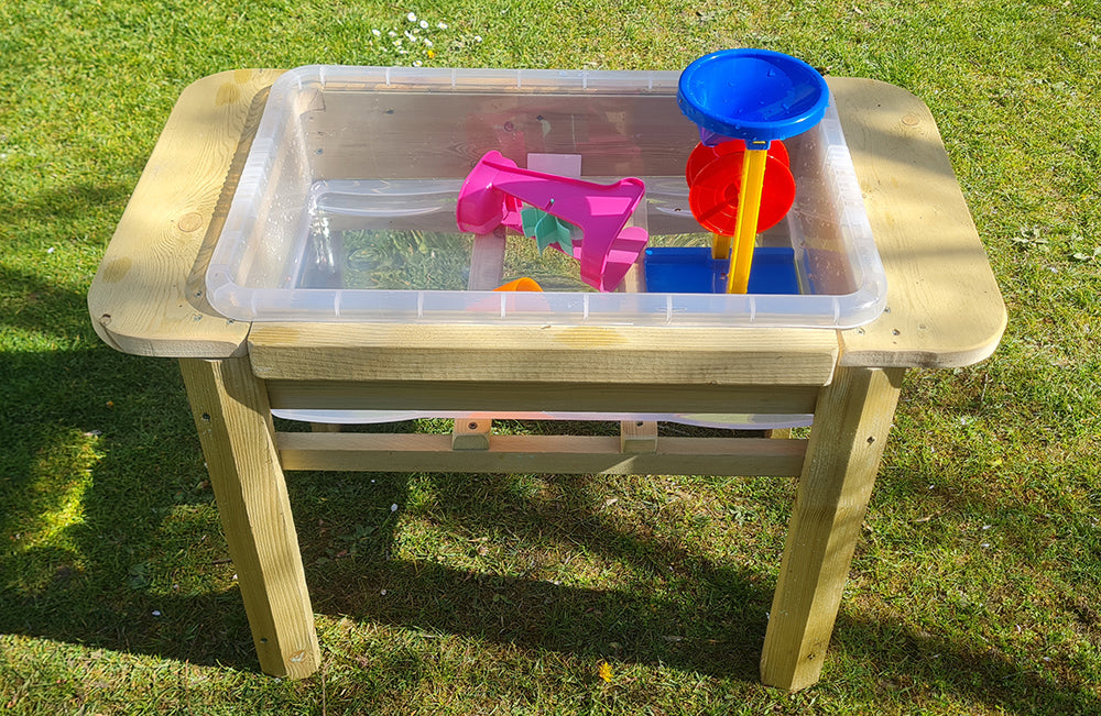Child's waterplay table: 
